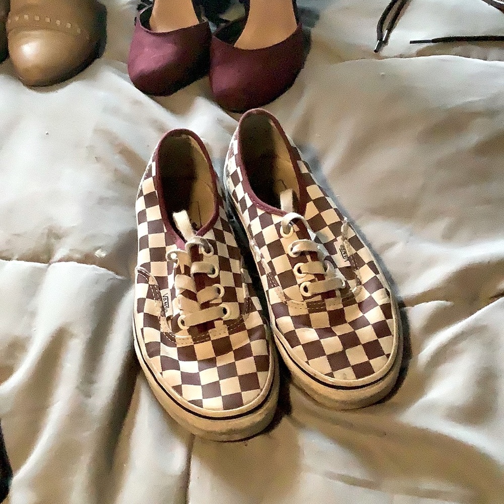 🌿Maroon Checkered Vans🌿
